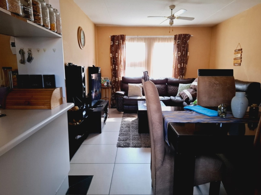 1 Bedroom Property for Sale in Willows Free State